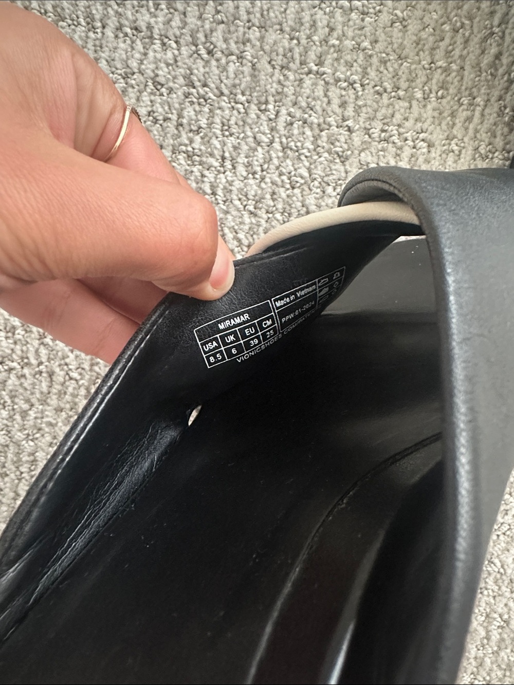 Vionic Sandals - Picture 4 of 5